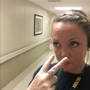 Meet your Posher, Kelly